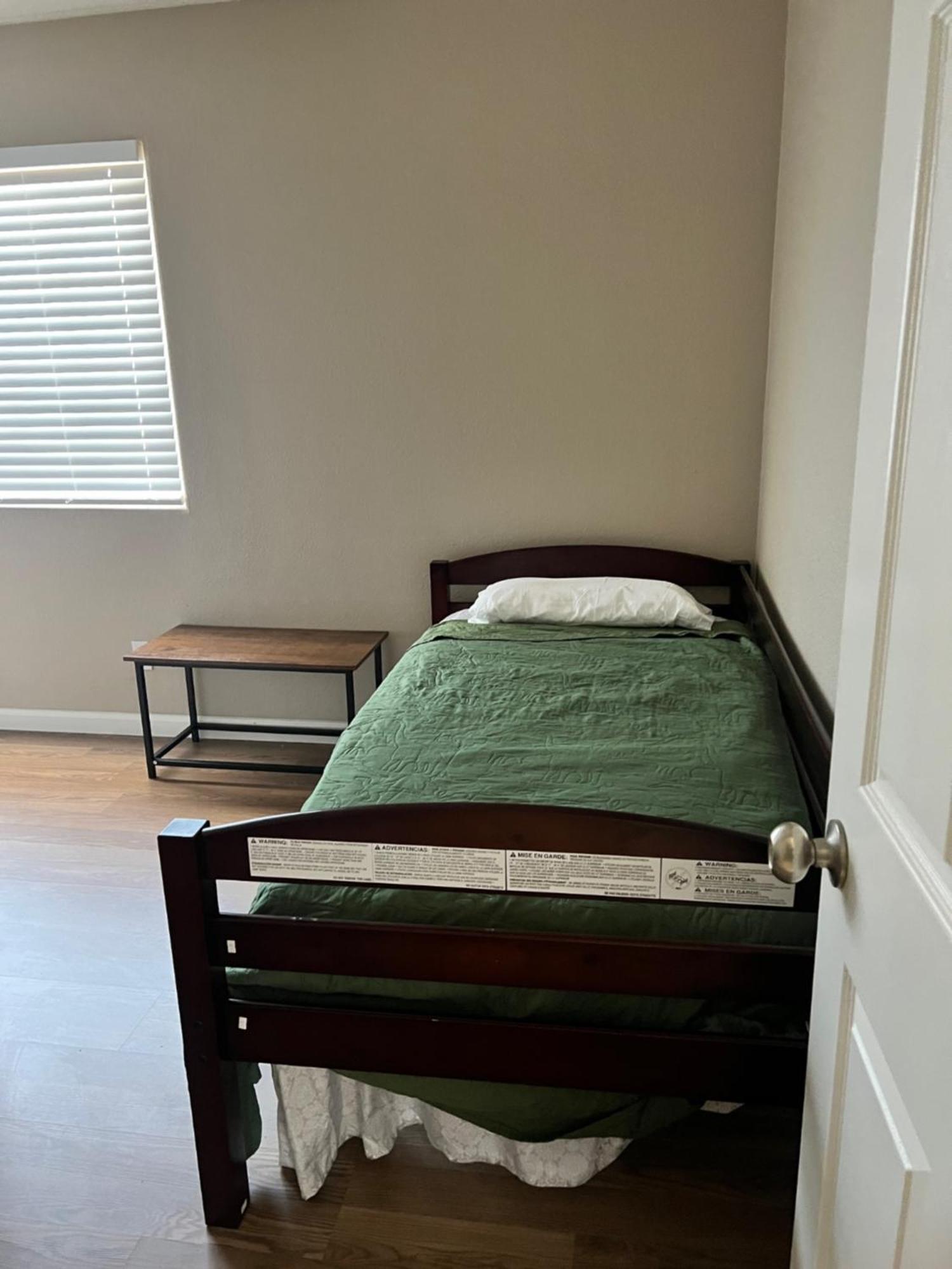 Serene 2bed 1bath With Parking